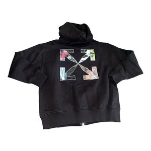 Off-White Kids
Racing Arrow logo zip-up hoodie